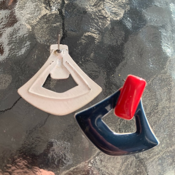 Vintage blue and red triangle earrings - Picture 3 of 4